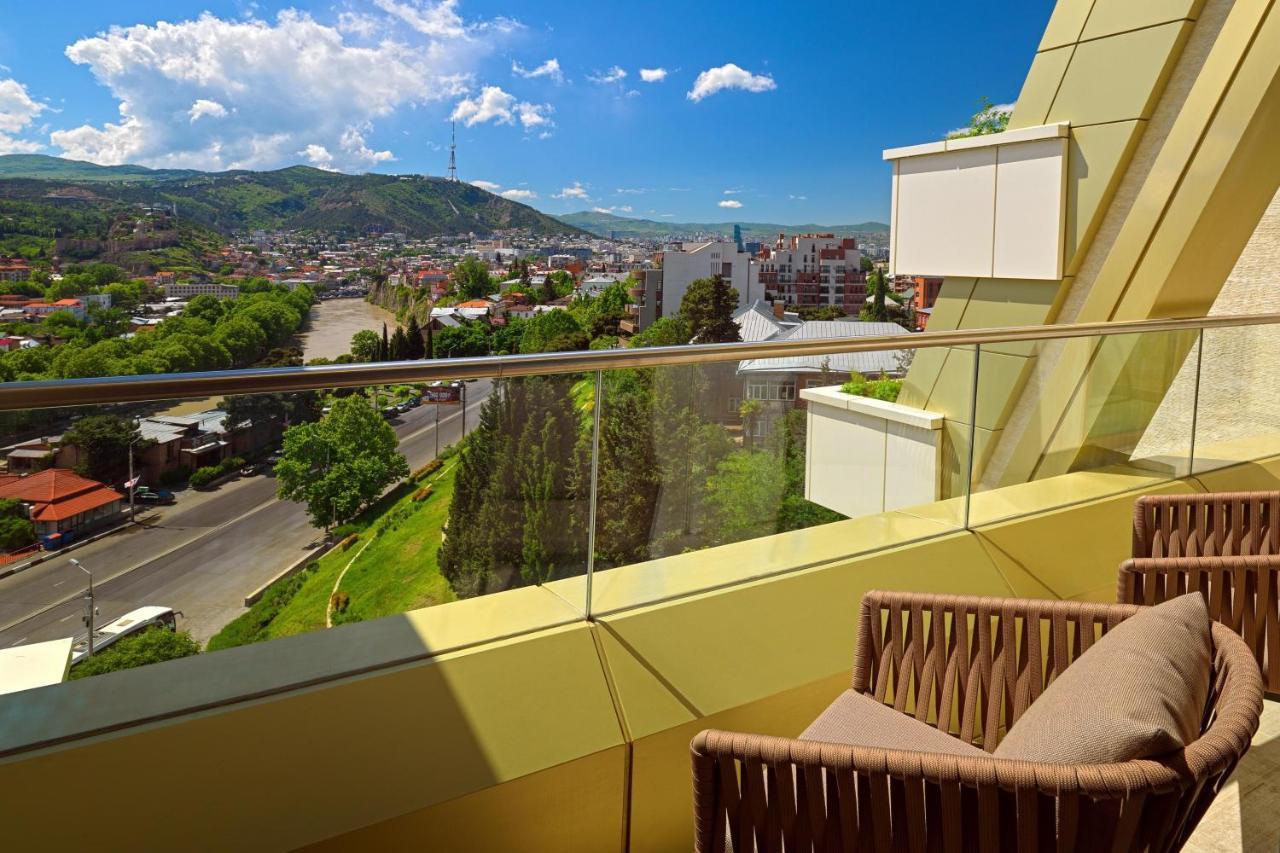 Sheraton Grand Tbilisi Metechi Palace Extérieur photo