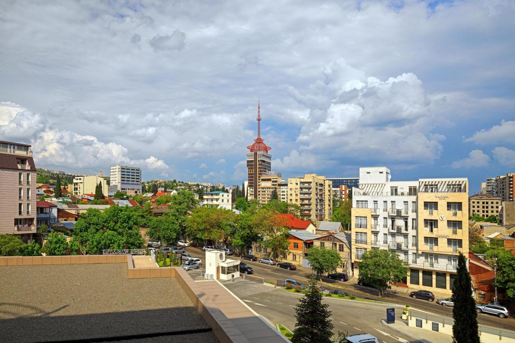 Sheraton Grand Tbilisi Metechi Palace Extérieur photo